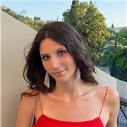 Sono una studentessa della Facoltà di Lettere Classiche, offro ripetizioni per scuole elementari, medie (ogni materia), e superior